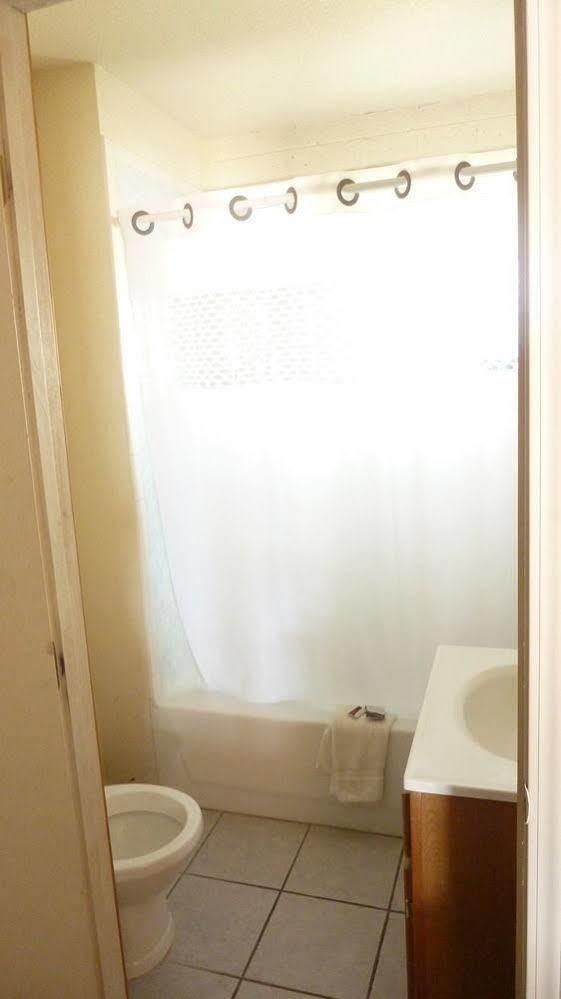 Executive Inn Деминг Экстерьер фото