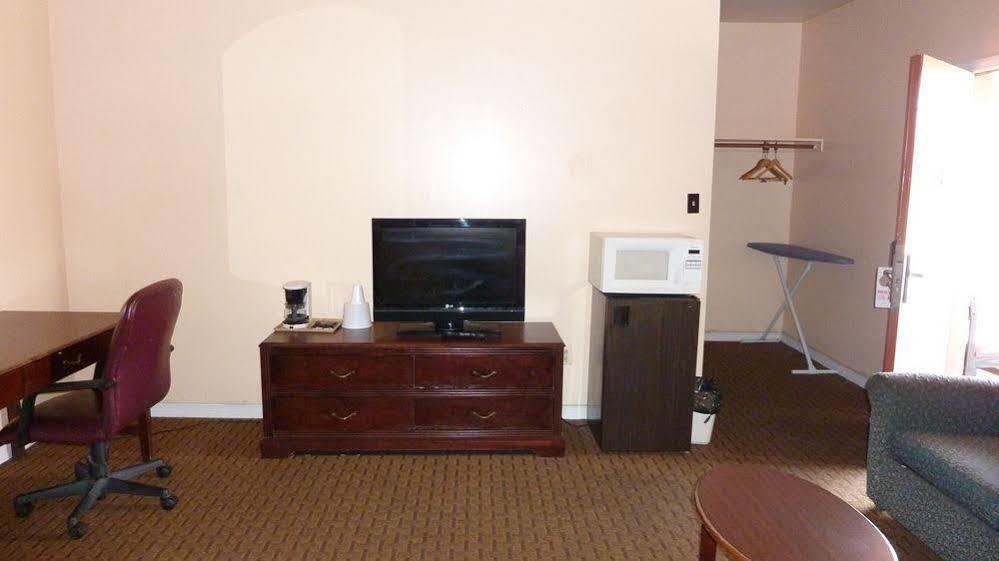 Executive Inn Деминг Экстерьер фото